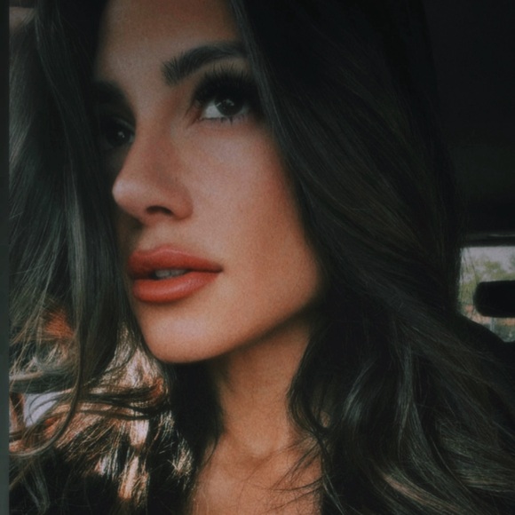 ariannaelle1987
